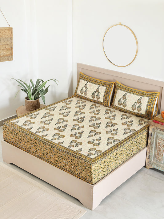 Yellow Cotton Paisley Printed Bedsheets For Double Bed Queen Size