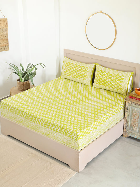 Green Cotton Leaf Printed Bedsheets For Double Bed Queen Size